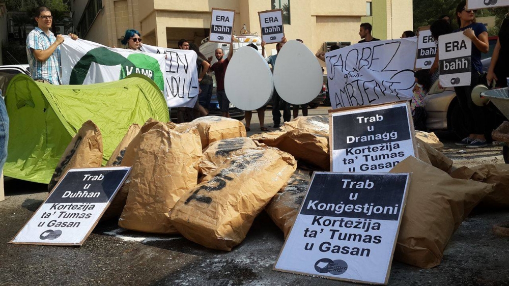 Kamp Emerġenza qed jipparteċipaw f’azzjoni flimkien mal-Moviment Graffitti, Friends of the Earth u Flimkien għall-Ambjent Aħjar